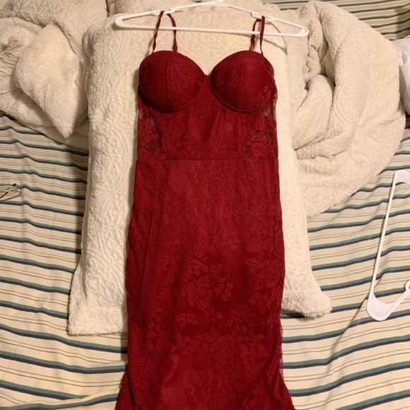 Charlotte Russe Dresses & Skirts - Lace red dress